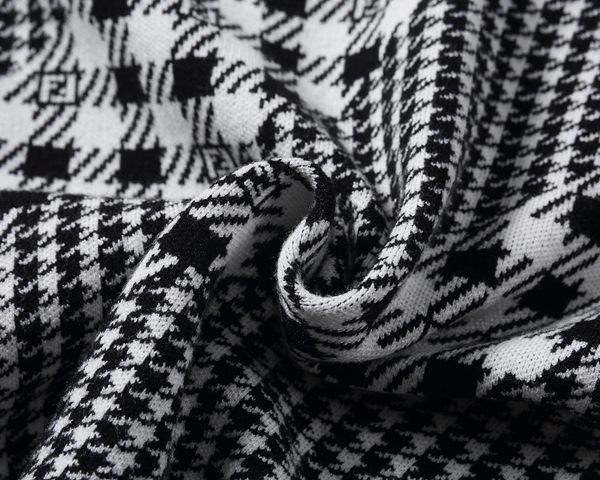 ブランドセーター素材ディテール